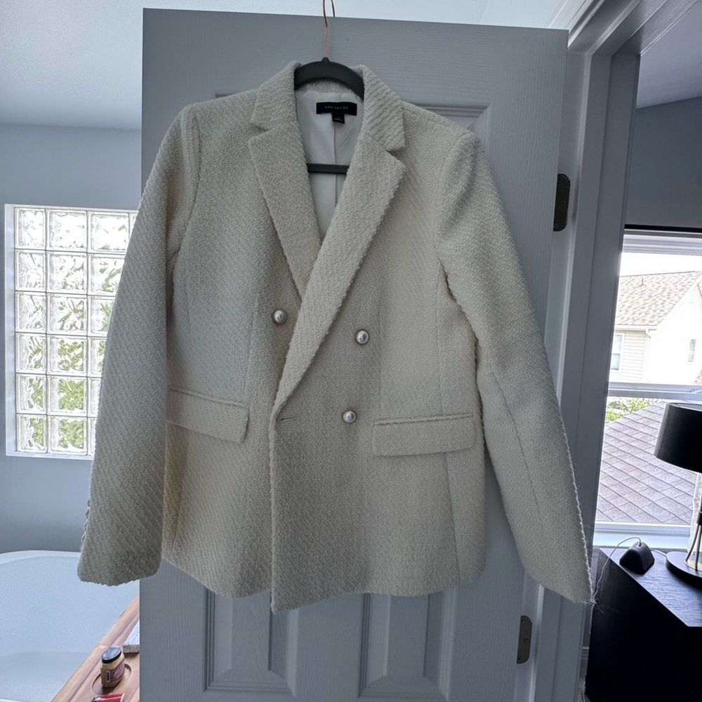 Ann Taylor Cream Textured Blazer